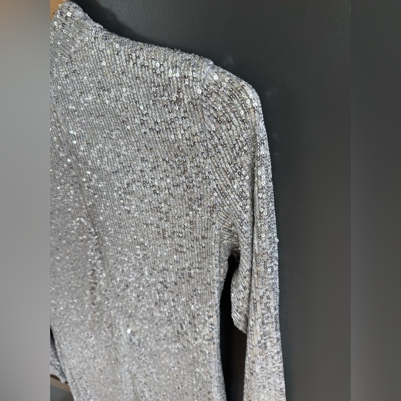 Abercrombie & Fitch Silver Sequin Long Sleeve Dress • MP • NWT - Picture 7 of 13
